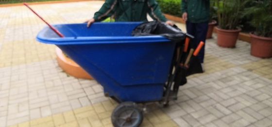 Zindywidualizowana forma do formowania rotacyjnego do maszyny do prania podłogi